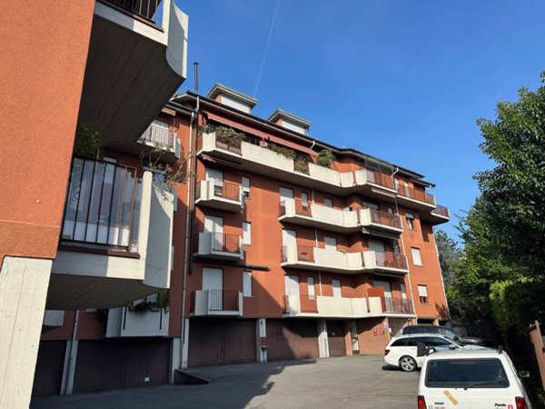 appartamento in vendita a Bergamo in zona Monterosso