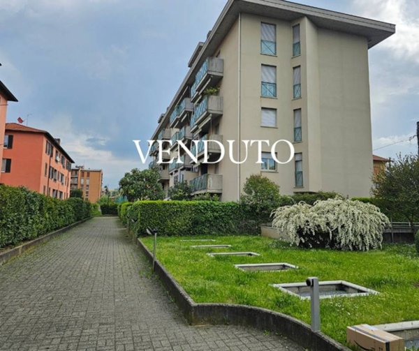 appartamento in vendita a Bergamo in zona Canovine