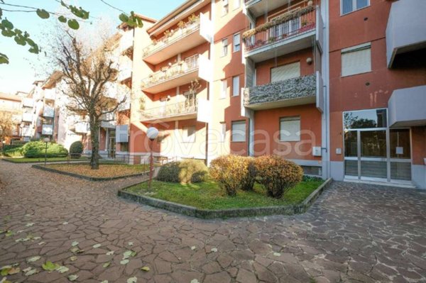 appartamento in vendita a Bergamo in zona Colognola