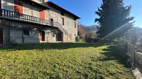 casa indipendente in vendita a Bergamo in zona Valtesse/Valverde