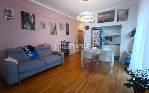 appartamento in vendita a Bergamo in zona Borgo Santa Caterina