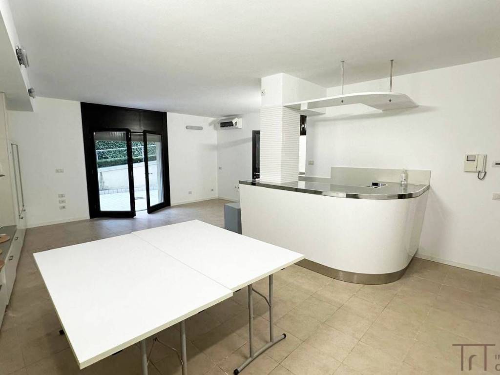 appartamento in vendita a Bergamo in zona Valtesse/Valverde
