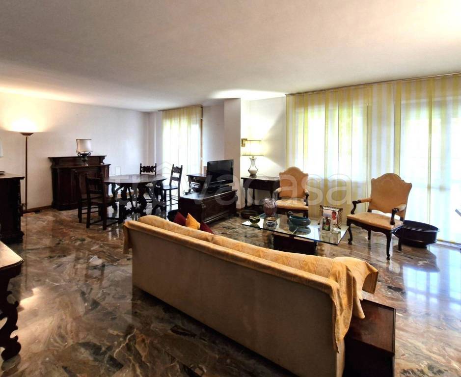 appartamento in vendita a Bergamo in zona Conca Fiorita