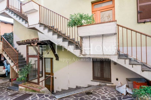 negozio in vendita a Bergamo in zona Canovine