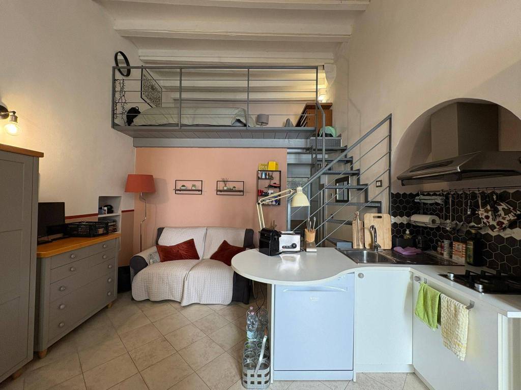 appartamento in vendita a Bergamo in zona Borgo Pignolo