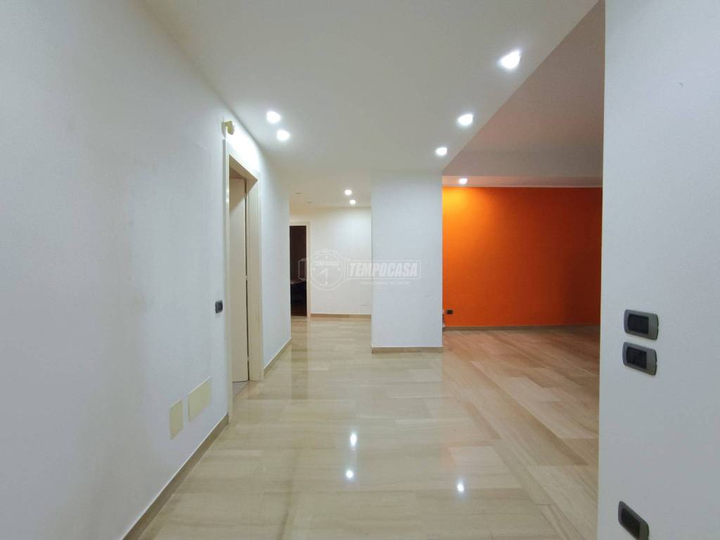 appartamento in vendita a Bergamo in zona Borgo Santa Caterina