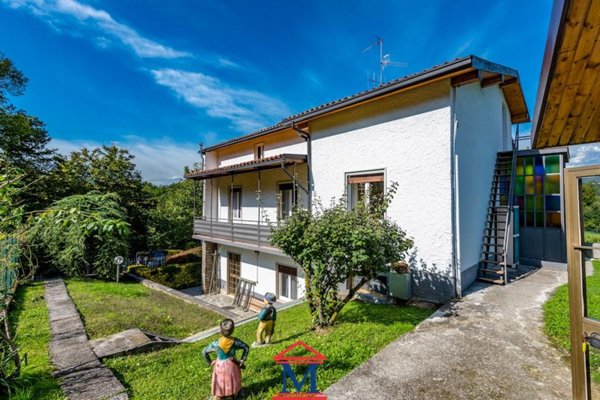 casa indipendente in vendita a Bergamo in zona Castagneta/Pianone