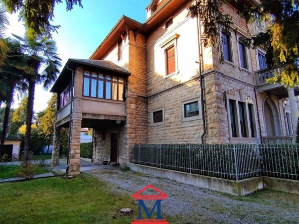 casa indipendente in vendita a Bergamo in zona Colognola