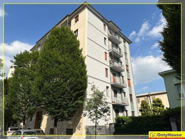 appartamento in vendita a Bergamo in zona Loreto