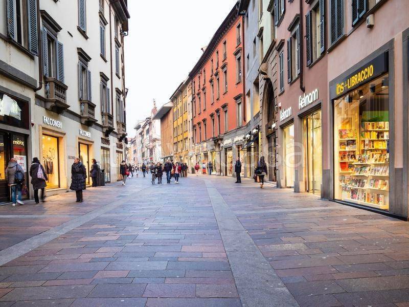 appartamento in vendita a Bergamo in zona Borgo Palazzo