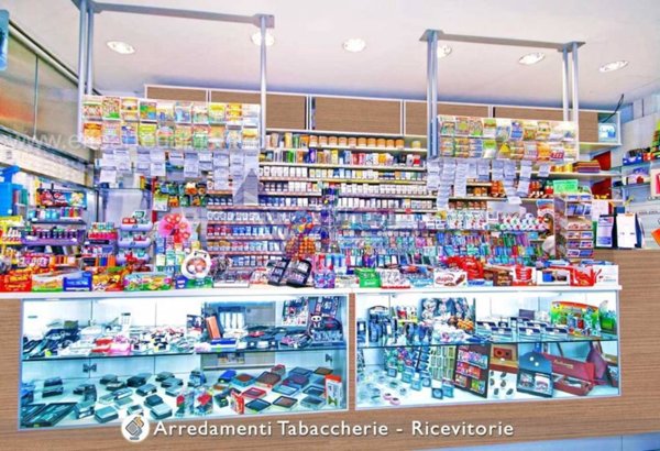 negozio in vendita a Bergamo in zona Bergamo Centro