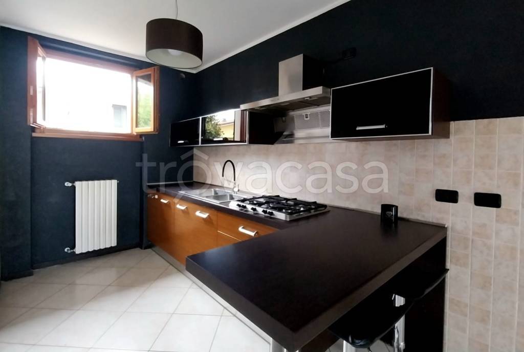 appartamento in vendita a Bergamo in zona Canovine