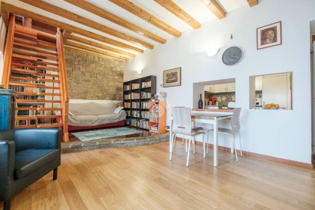 appartamento in vendita a Bergamo in zona Borgo Santa Caterina