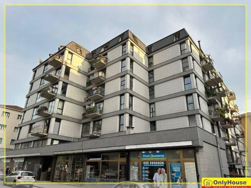 appartamento in vendita a Bergamo in zona Loreto
