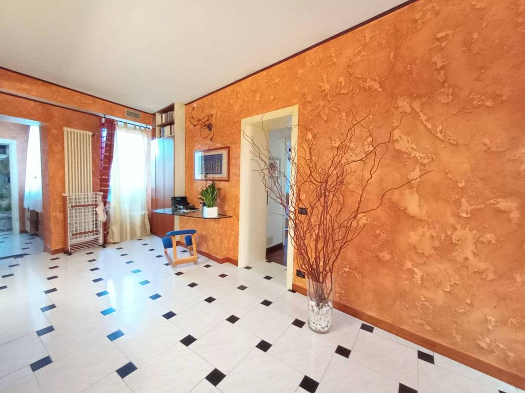 appartamento in vendita a Bergamo in zona Borgo Palazzo