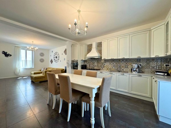 casa indipendente in vendita a Bergamo in zona Boccaleone