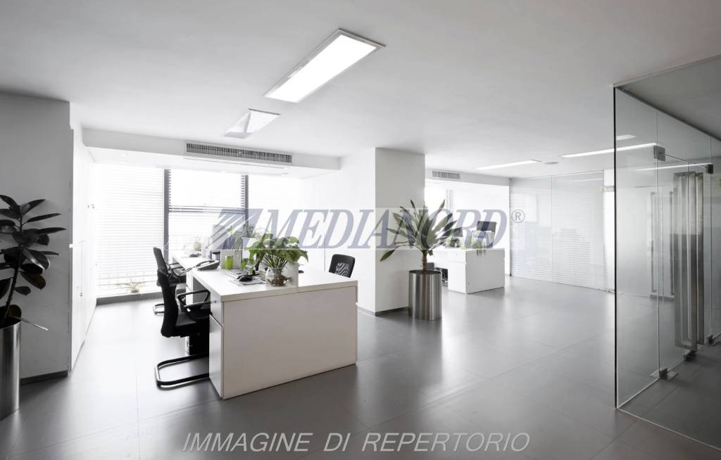 ufficio in vendita a Bergamo in zona Bergamo Centro