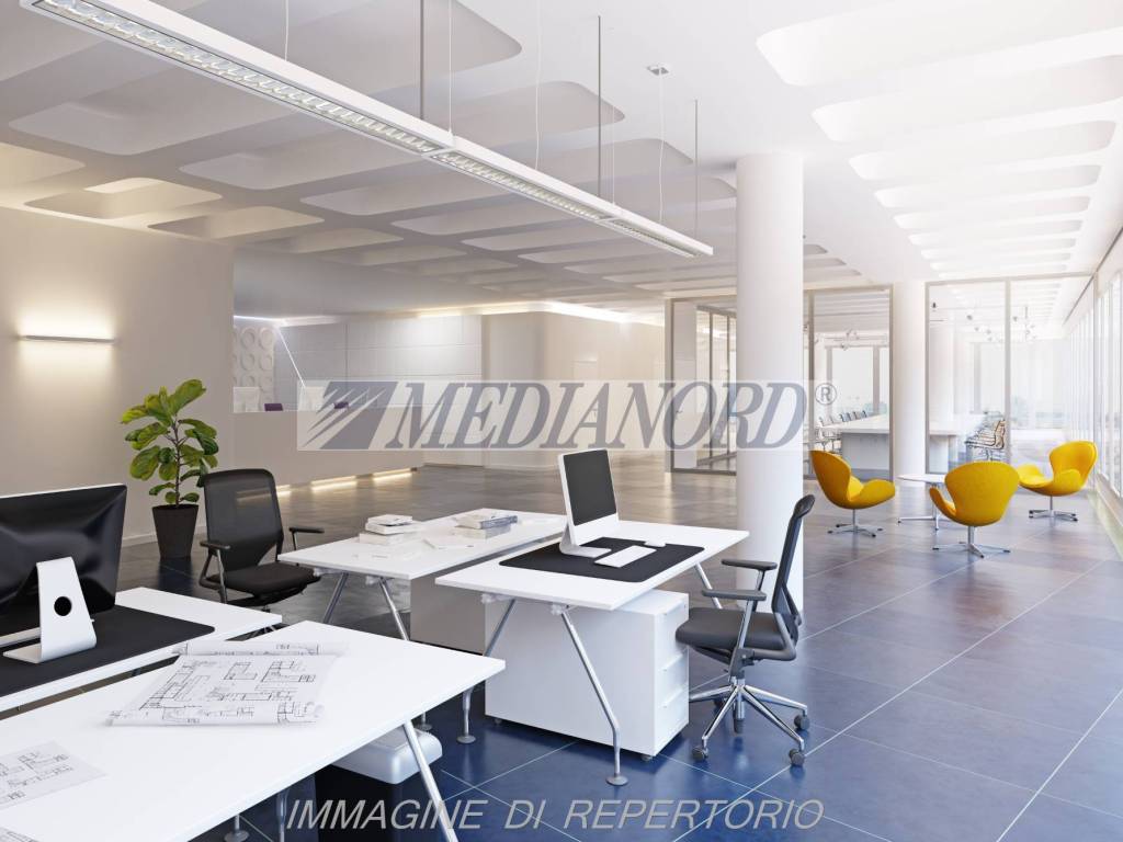 ufficio in vendita a Bergamo in zona Borgo Palazzo