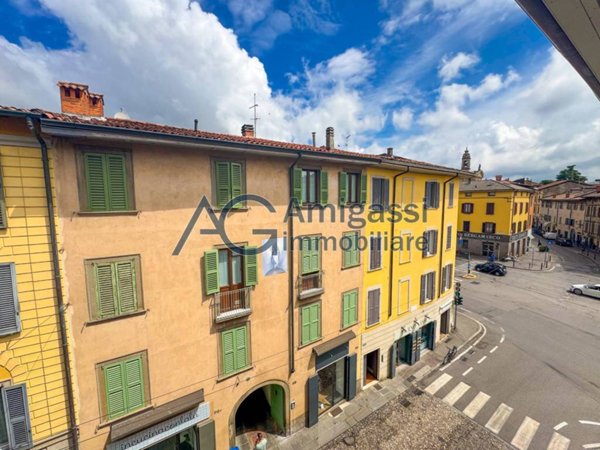 appartamento in vendita a Bergamo in zona Redona