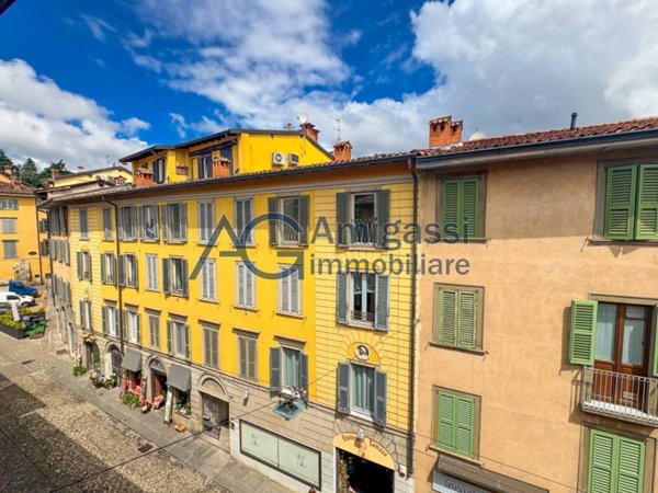 appartamento in vendita a Bergamo in zona Redona