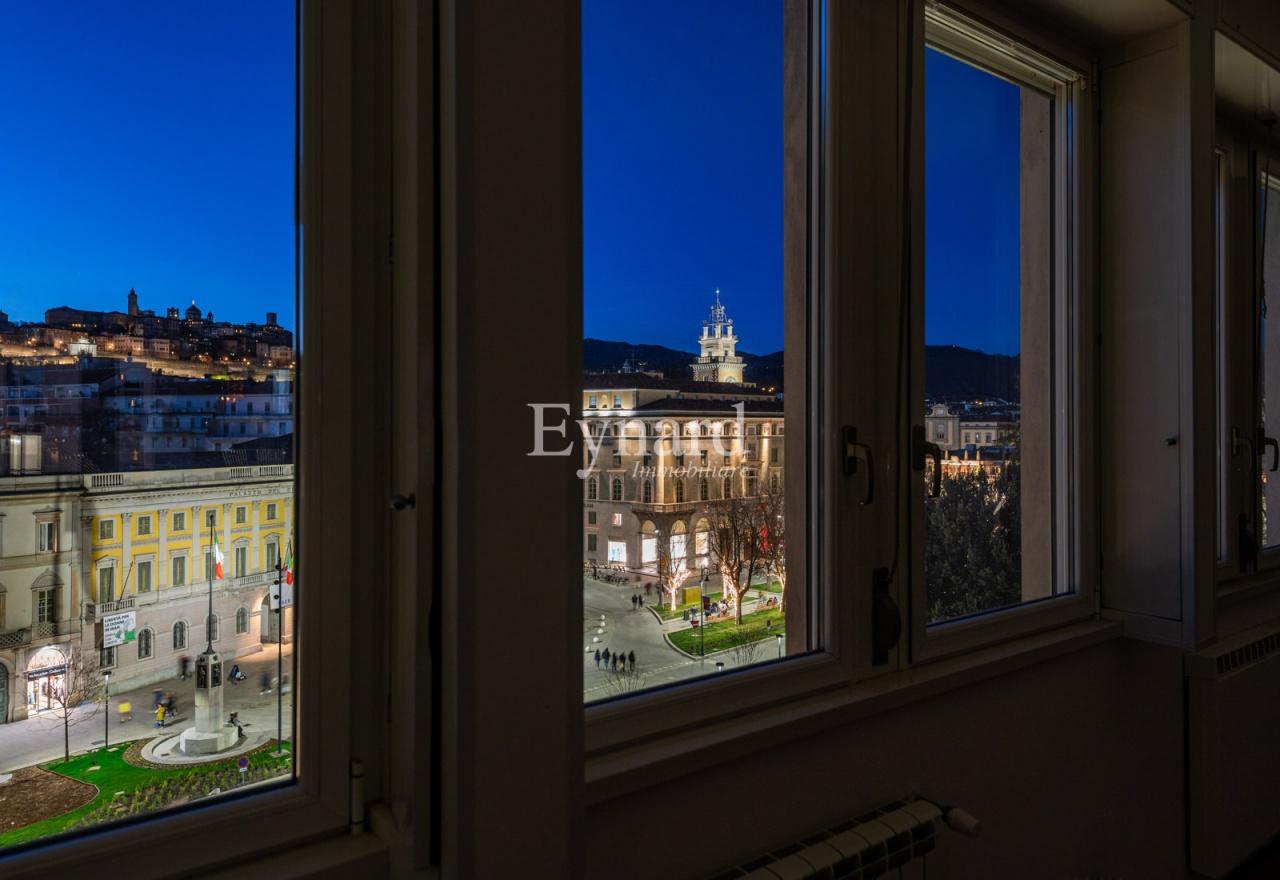 appartamento in vendita a Bergamo in zona Città Alta