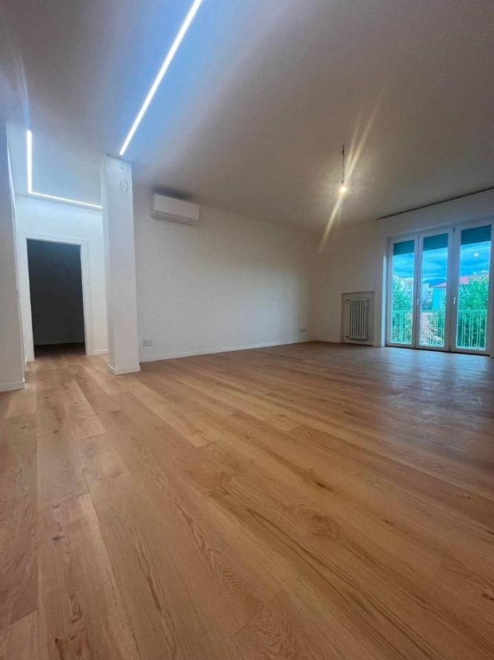 appartamento in vendita a Bergamo in zona Borgo Santa Caterina
