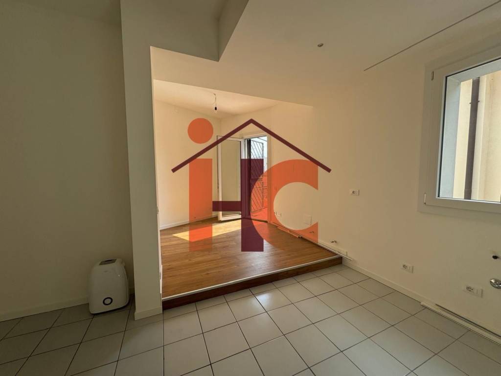 appartamento in vendita a Bergamo in zona Borgo Pignolo