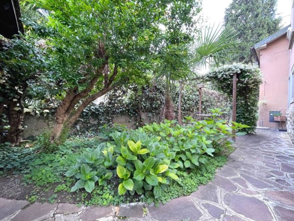casa indipendente in vendita a Bergamo in zona Longuelo