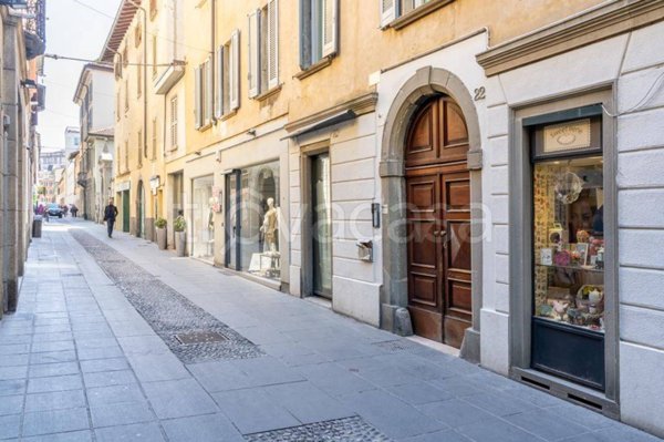 appartamento in vendita a Bergamo in zona Bergamo Centro