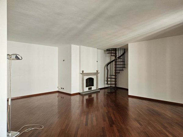 appartamento in vendita a Bergamo in zona Bergamo Centro