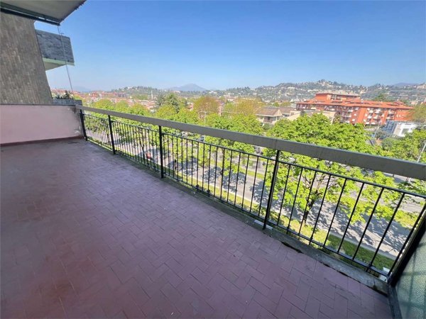 appartamento in vendita a Bergamo in zona Loreto