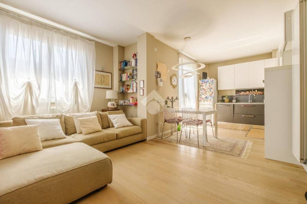 appartamento in vendita a Bergamo in zona Borgo Santa Caterina