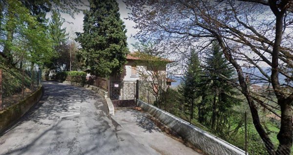 casa indipendente in vendita a Bergamo in zona Valtesse/Valverde