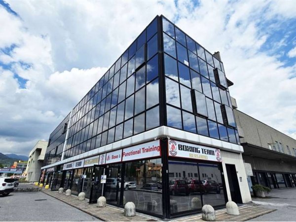 ufficio in vendita a Bergamo in zona Borgo Palazzo