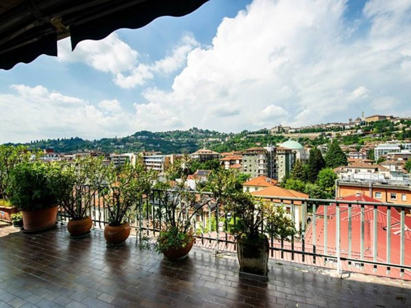 appartamento in vendita a Bergamo in zona Longuelo