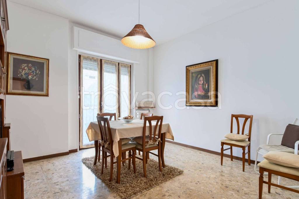 appartamento in vendita a Bergamo in zona Città Alta