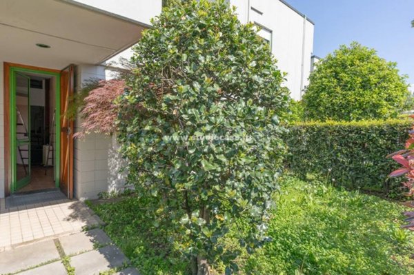 casa indipendente in vendita a Bergamo in zona Longuelo