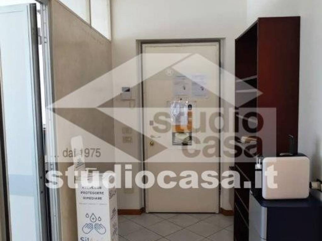 ufficio in vendita a Bergamo in zona Città Alta