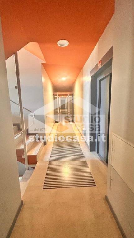 ufficio in vendita a Bergamo in zona Città Alta