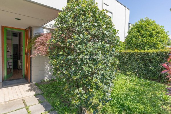 casa indipendente in vendita a Bergamo in zona Longuelo