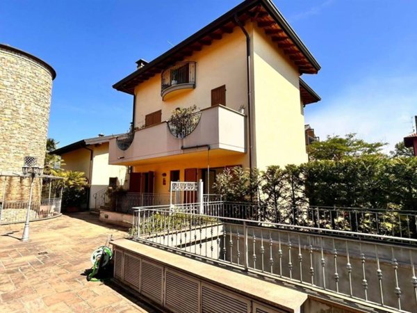 appartamento in vendita a Bergamo in zona Redona