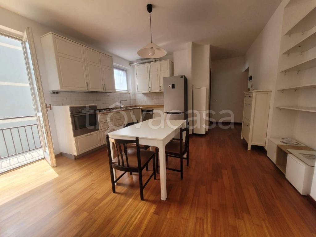 appartamento in vendita a Bergamo in zona Valtesse/Valverde