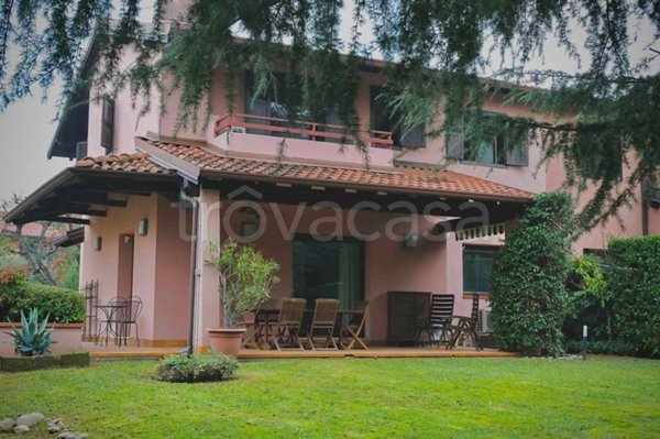 casa indipendente in vendita a Bergamo