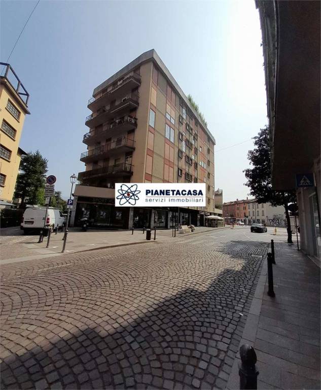 appartamento in vendita a Bergamo in zona Borgo Santa Caterina
