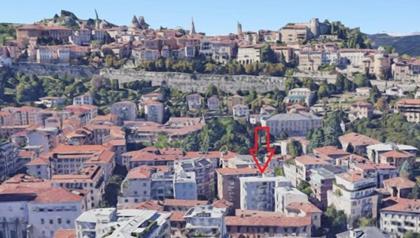 appartamento in vendita a Bergamo in zona Borgo Palazzo