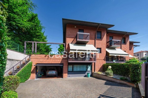 casa indipendente in vendita a Bergamo in zona Longuelo