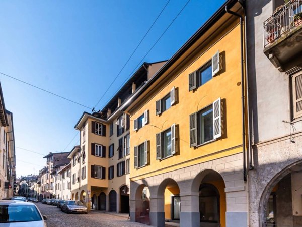 appartamento in vendita a Bergamo in zona Borgo Pignolo