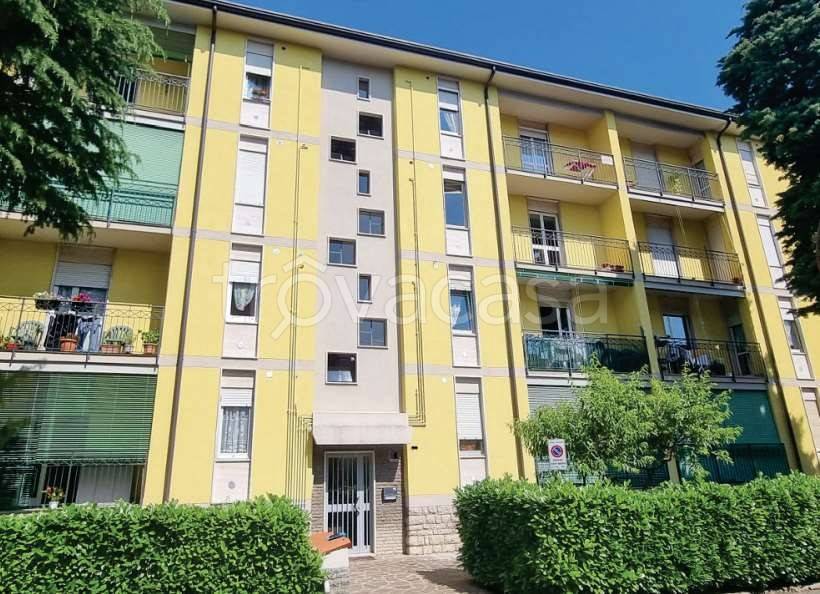 appartamento in vendita a Bergamo in zona Valtesse/Valverde