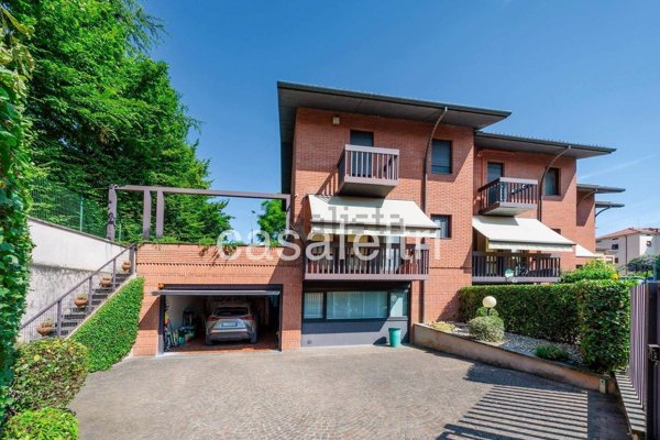 casa indipendente in vendita a Bergamo in zona Longuelo