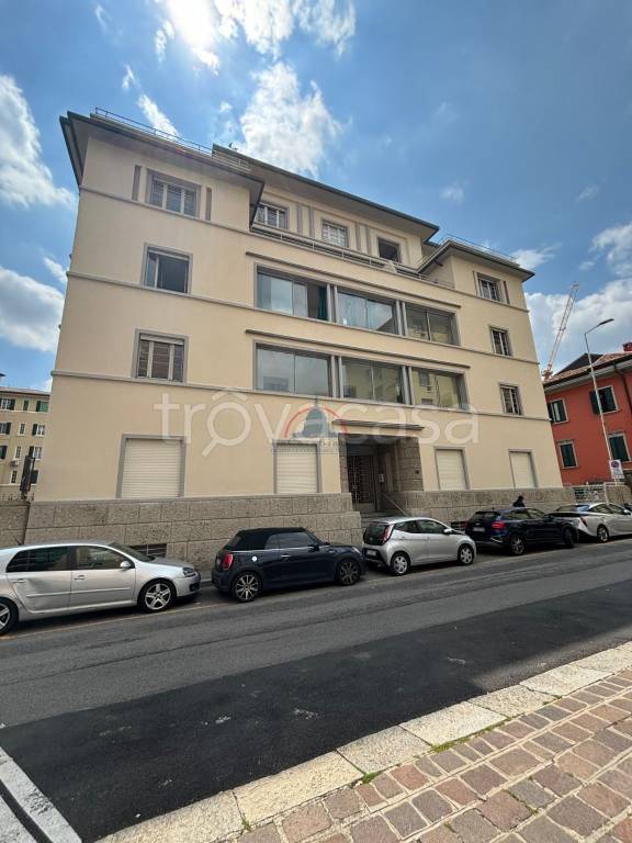 appartamento in vendita a Bergamo in zona Bergamo Centro
